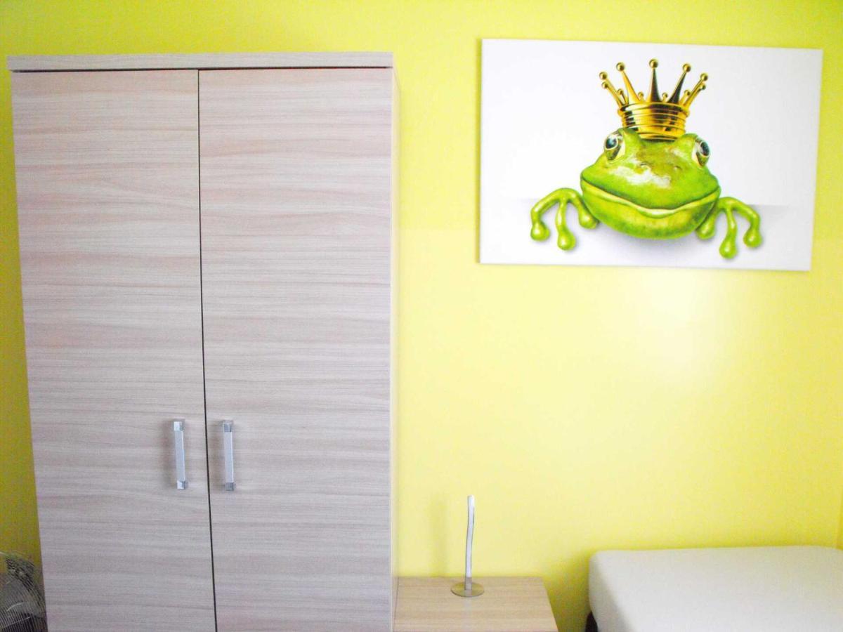 Pension Froschprinz Seligenstadt Esterno foto